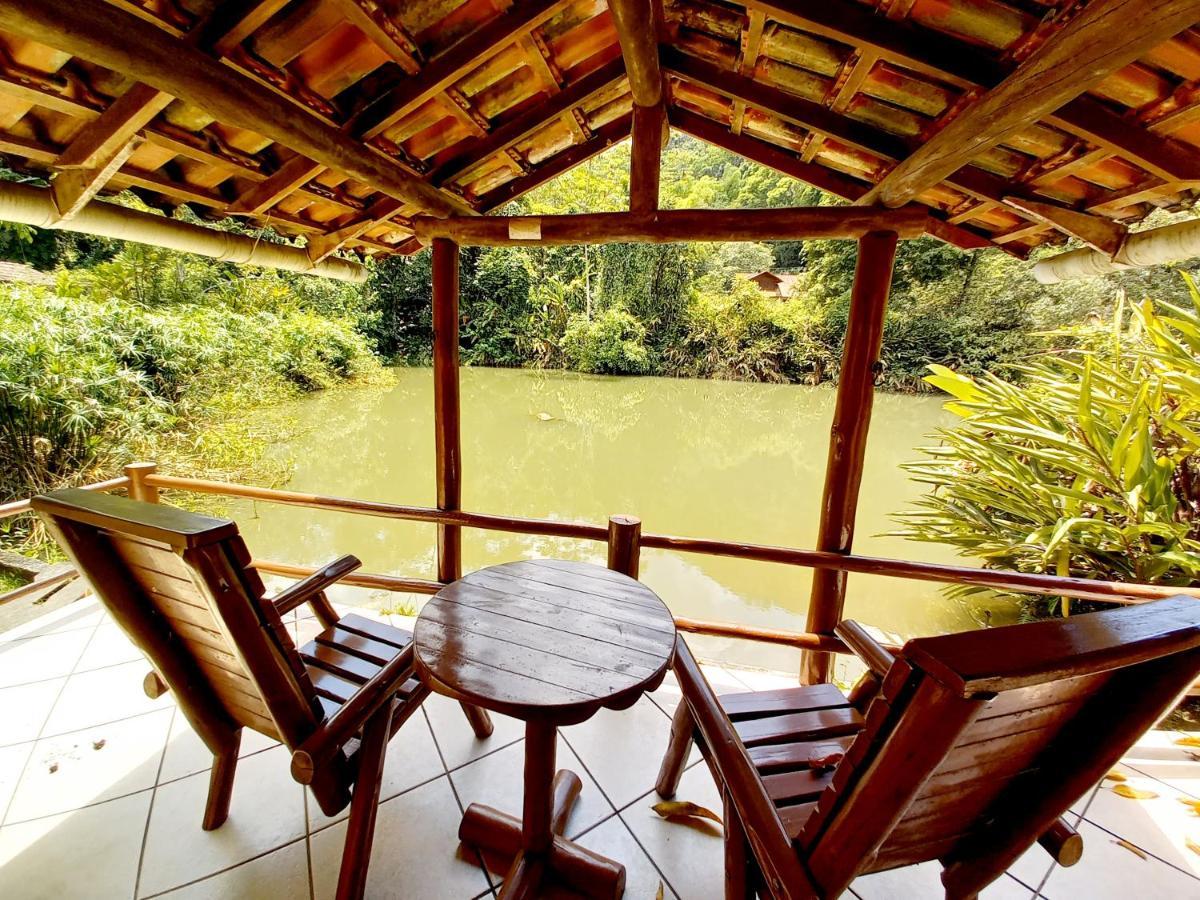 Quarto Duplo com Vista do Lago